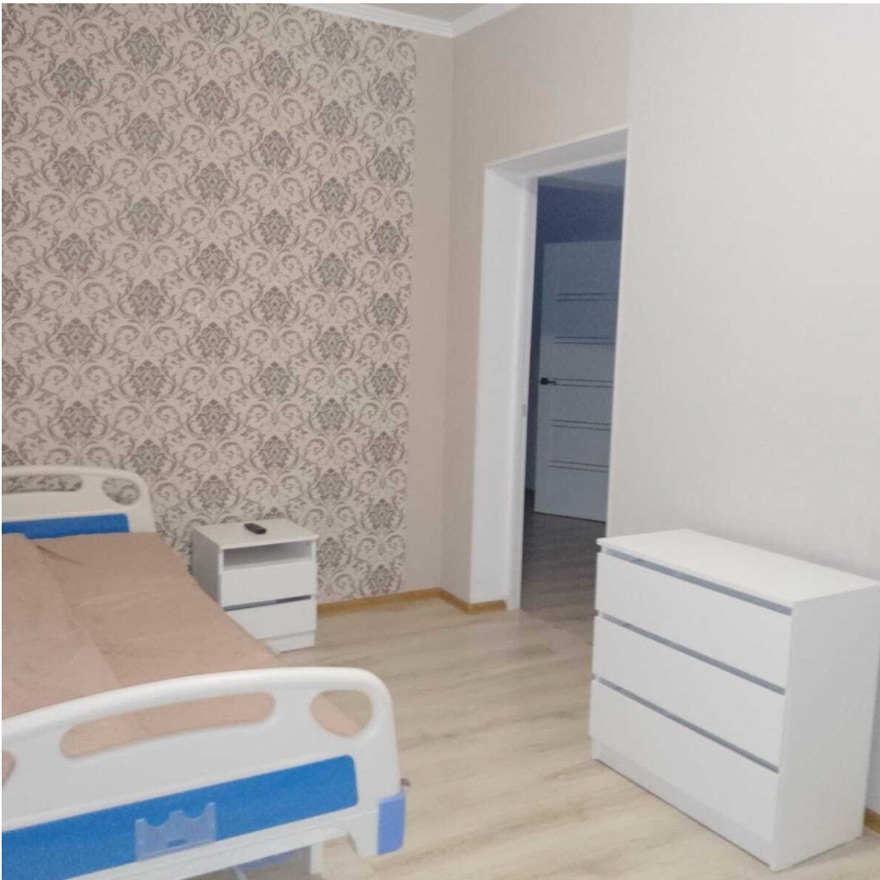 Одноместная комната пансионата Радонежское — индивидуальный уход и приватность